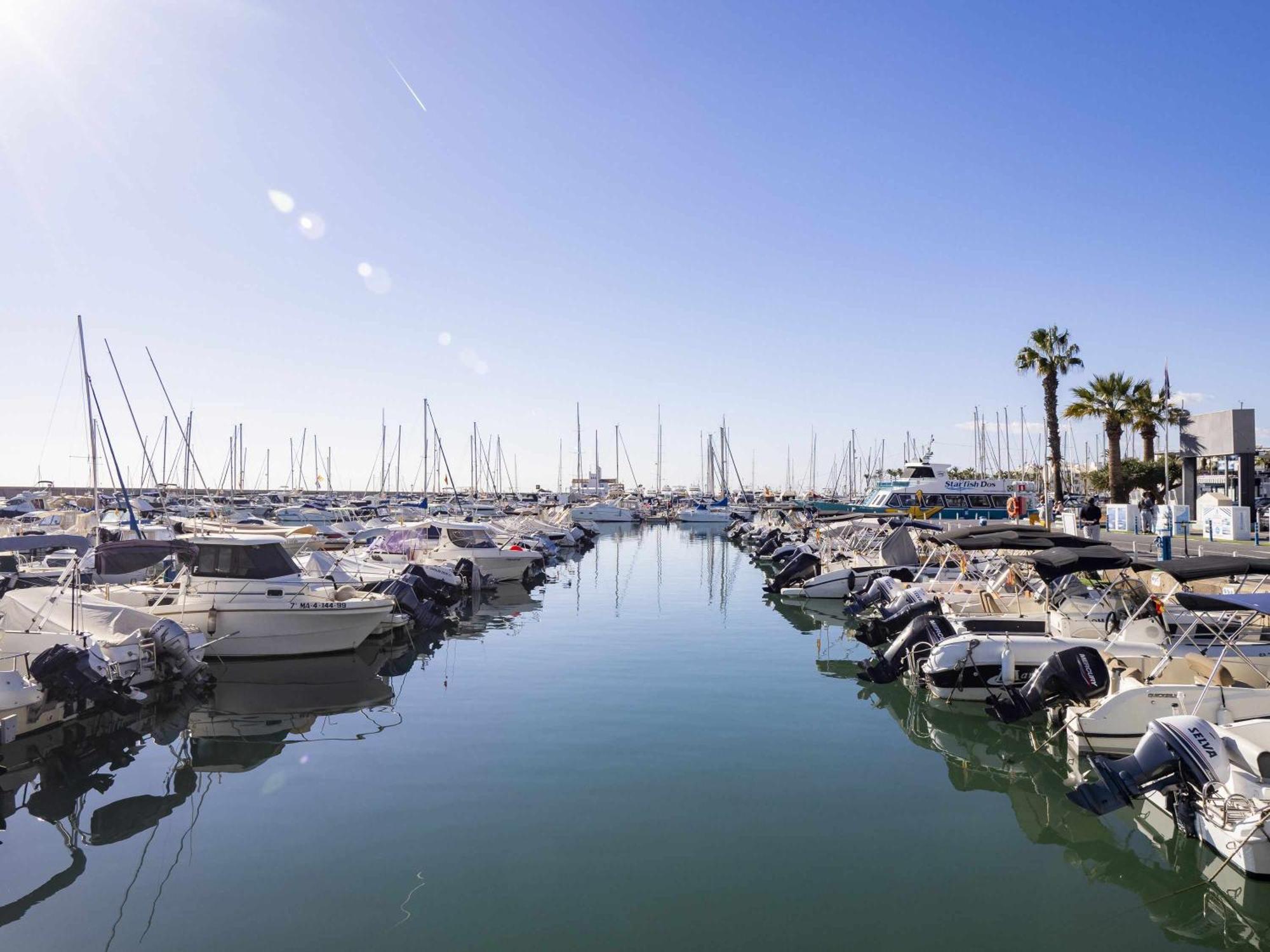 Mshome Puerto Marina Exclusive Benalmadena Bagian luar foto